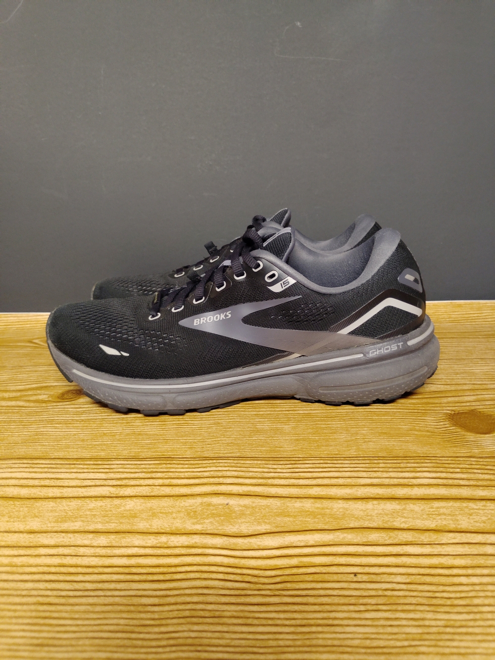 Brooks Ghost 15 GTX  Gore-Tex Running Shoes - Black/Gray